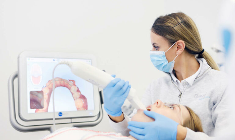 Kieferorthopädische Behandlung Hürth 3D-Scanner