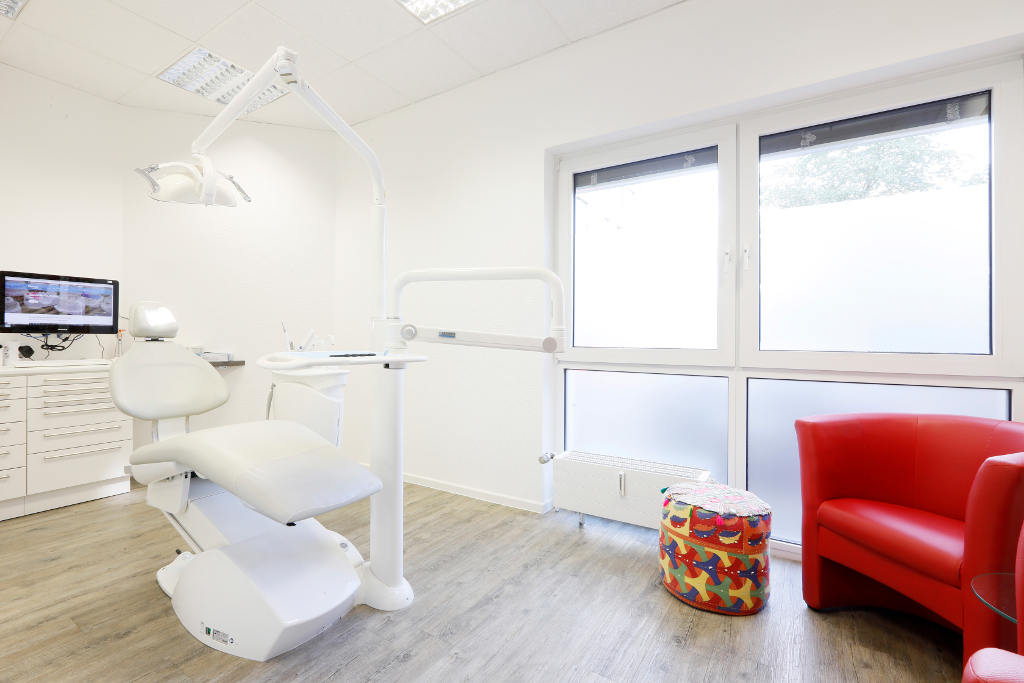 Kieferorthopäde Hürth Behandlung