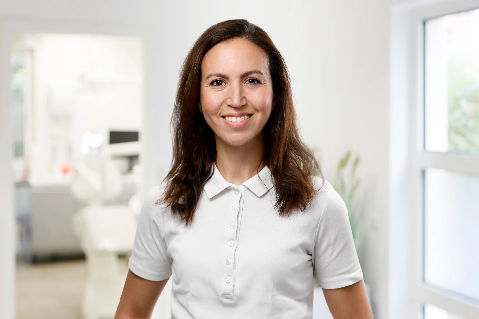 Dr. Nazanin Alidad